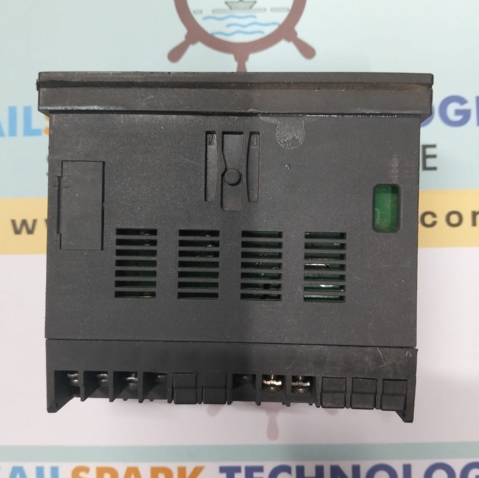 EMKO ESM-4900 Process Indicator / Digital Temperature & Process Controller ESM-4900 - Image 3